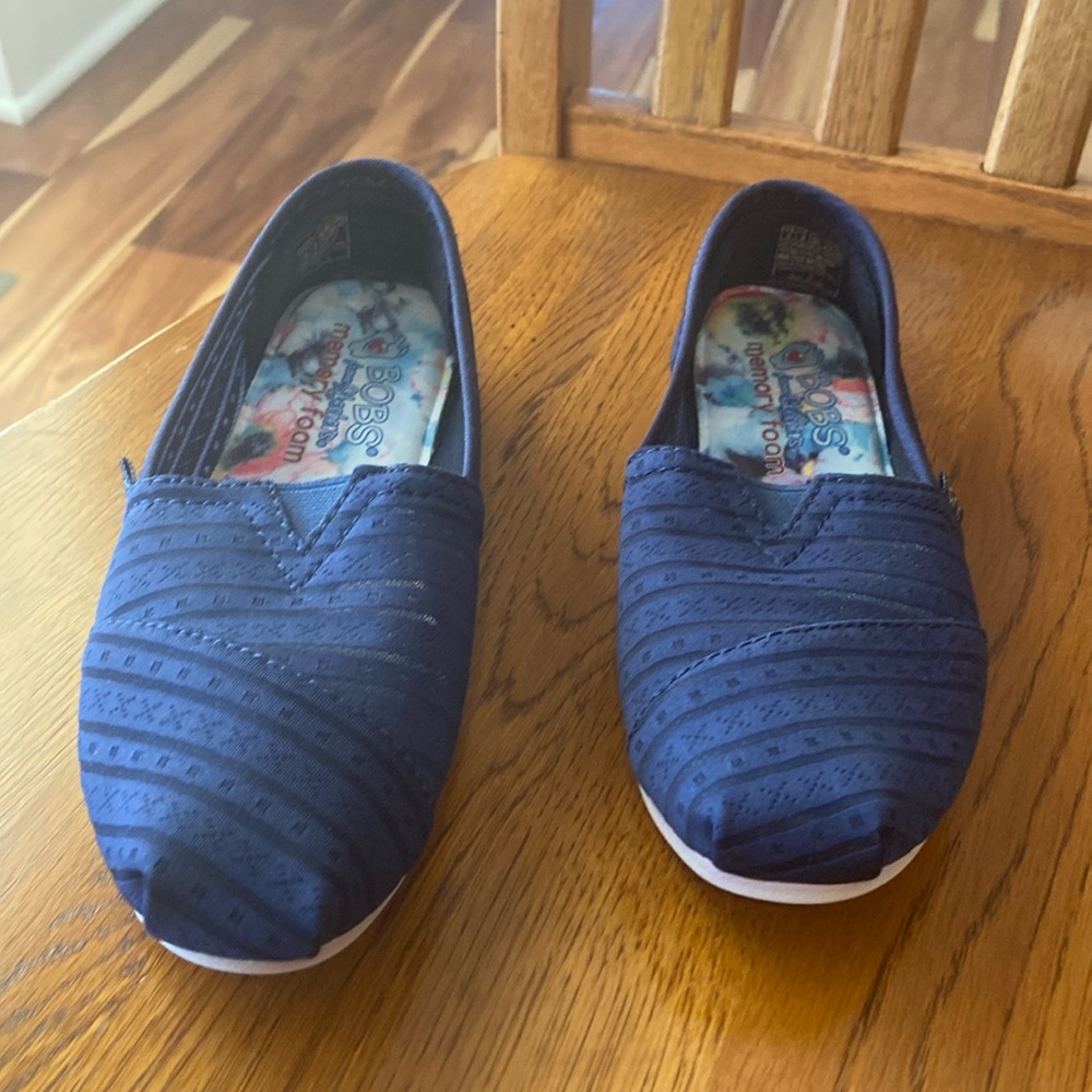 Ladies, BOBS size 6